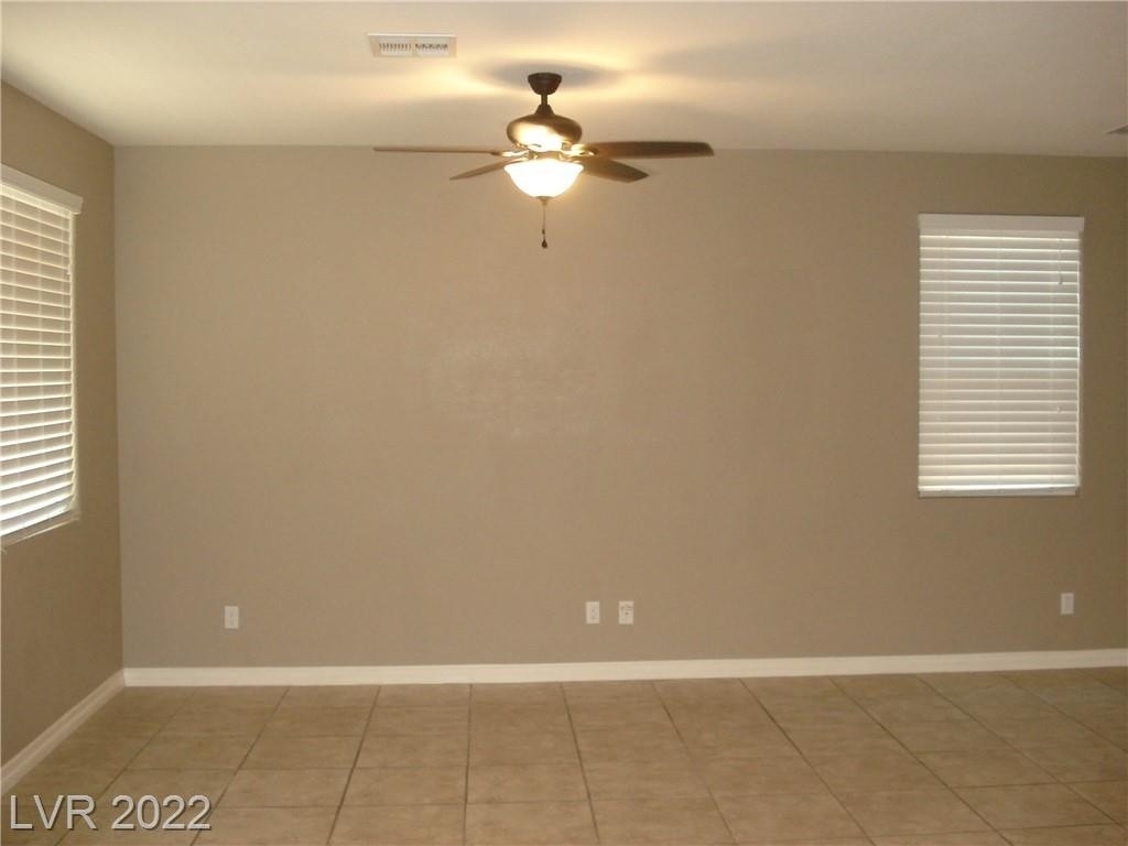 10729 Dobbs Avenue - Photo 3