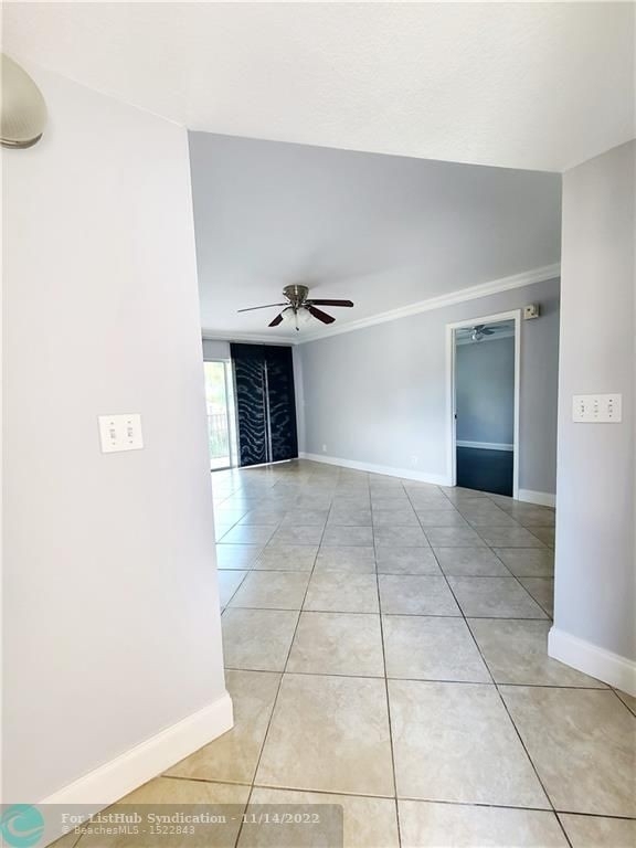 8387 Royal Palm Blvd - Photo 4