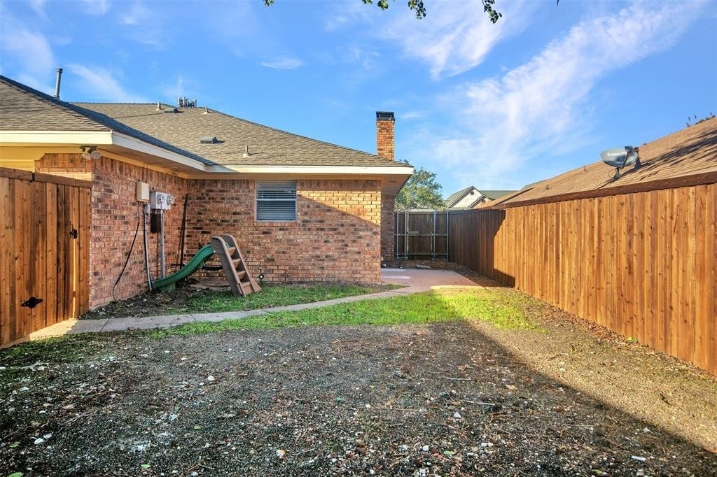 2108 Teakwood Lane - Photo 25