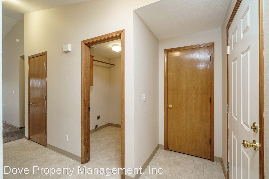 13707 Ne 84th Street - Photo 2