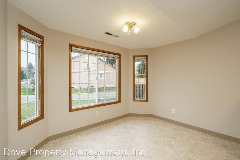 13707 Ne 84th Street - Photo 3