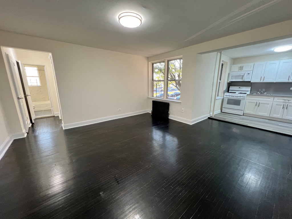 1493 Shore Parkway - Photo 0