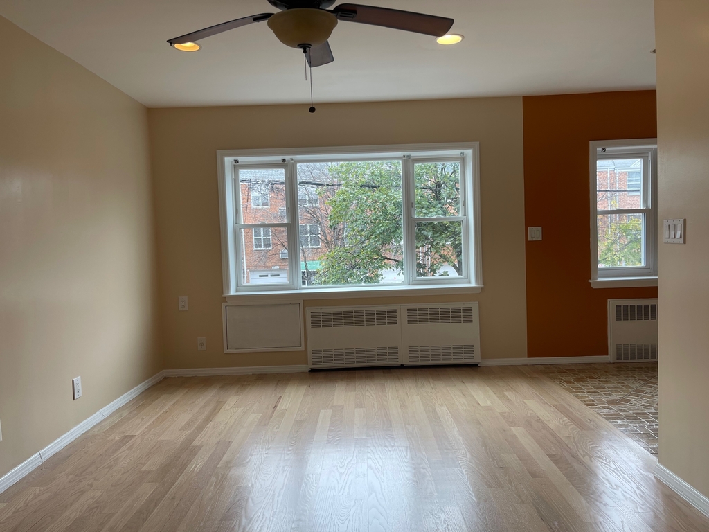 32-27 74th street east elmhurst - Photo 4