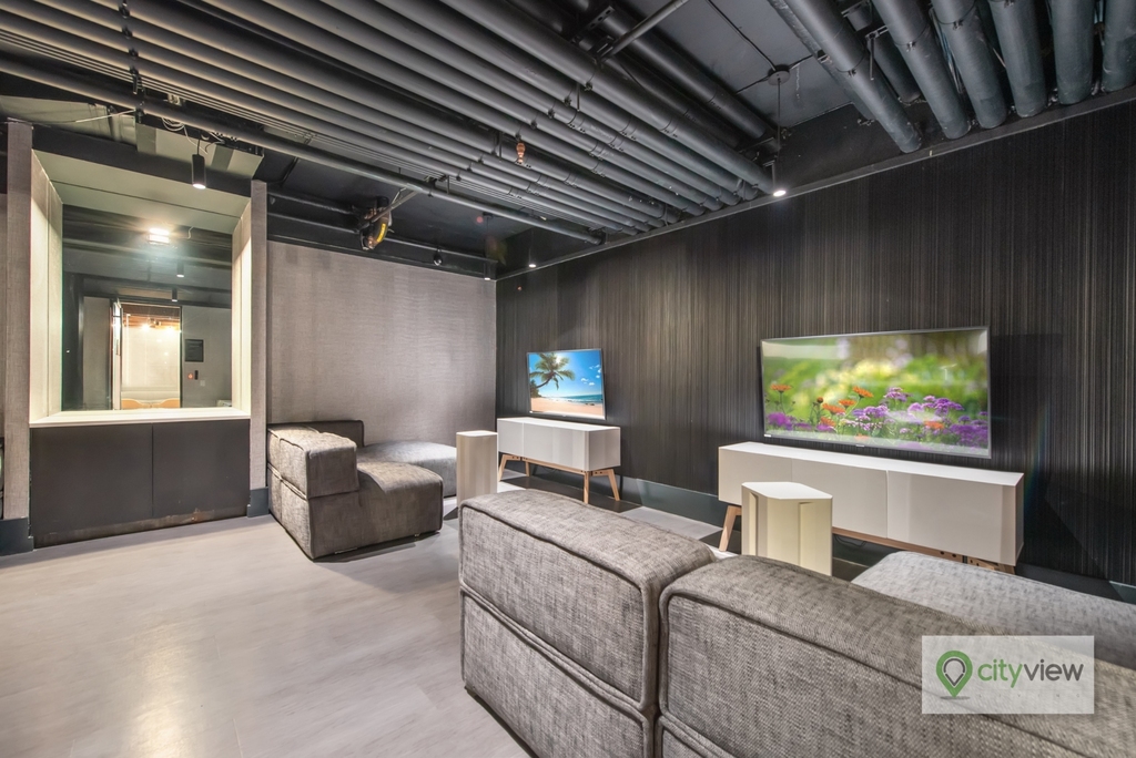 42-20 27th Street - Photo 5