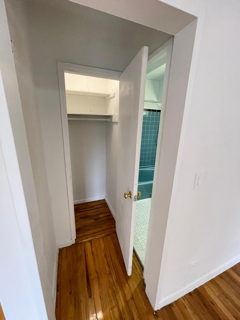 2020 Grand Concourse - Photo 4