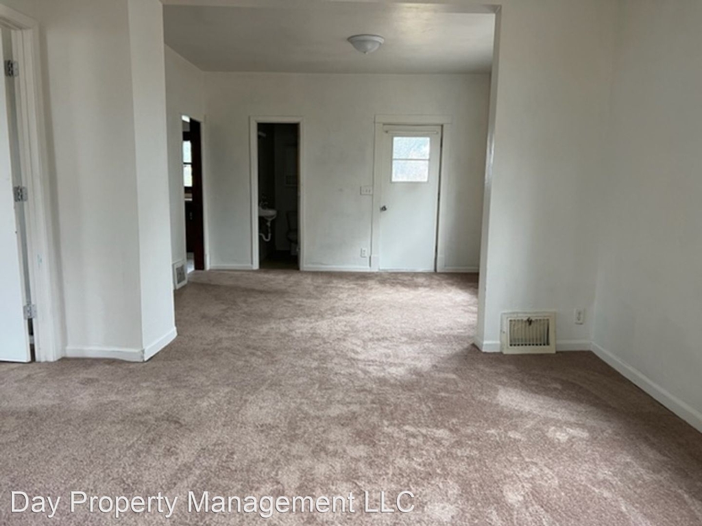 218 N Outagamie St. - Photo 1