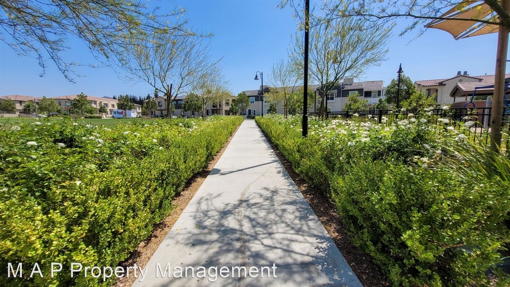 12344 Blue Sky Court - Photo 31