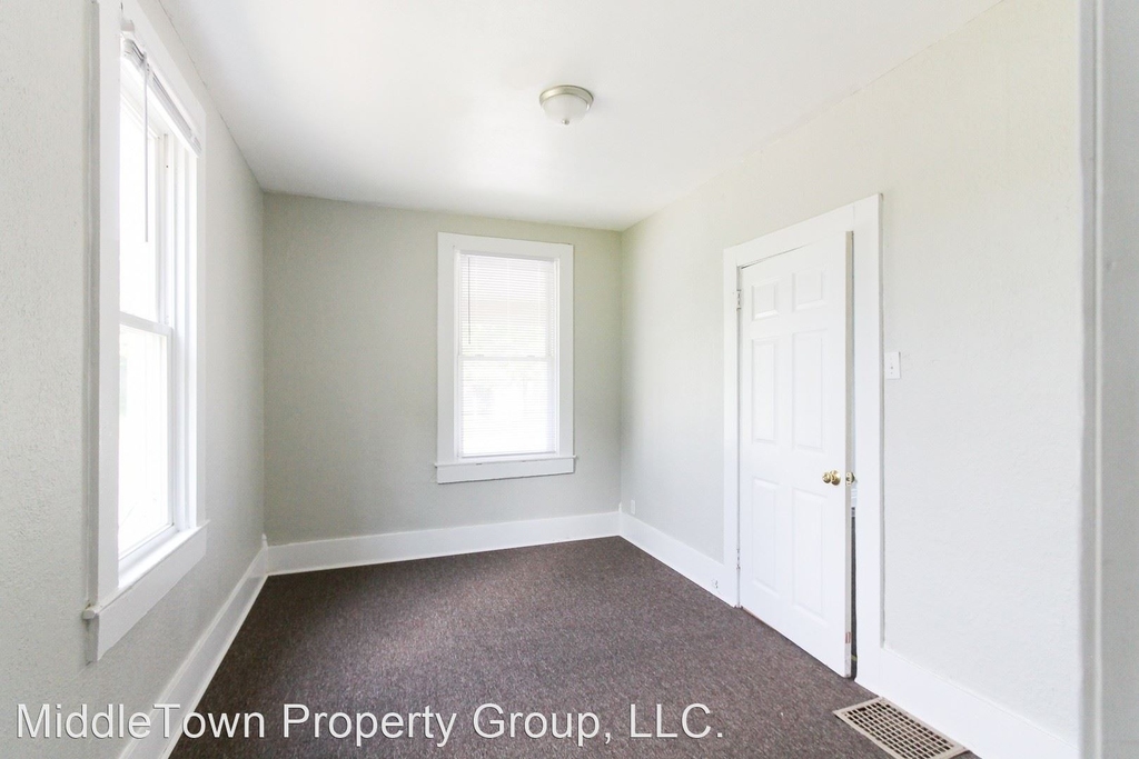 303 N Tillotson Ave. - Photo 6