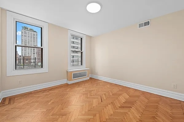 210 East 68th Street - Photo 11