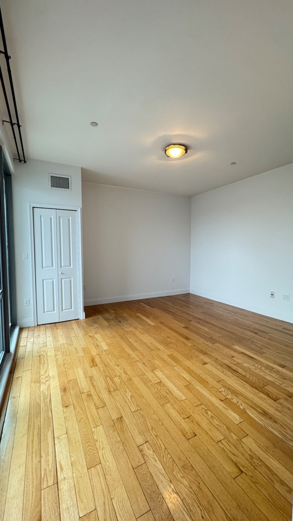 110 4th Avenue - Photo 1