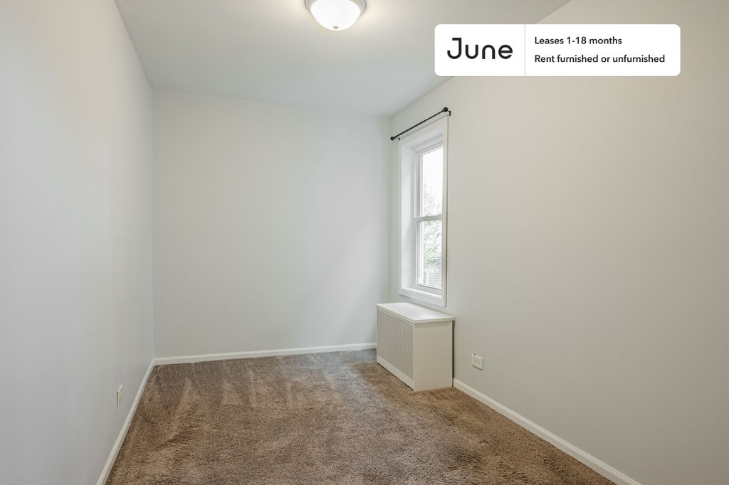 2852 North Lawndale Avenue - Photo 31