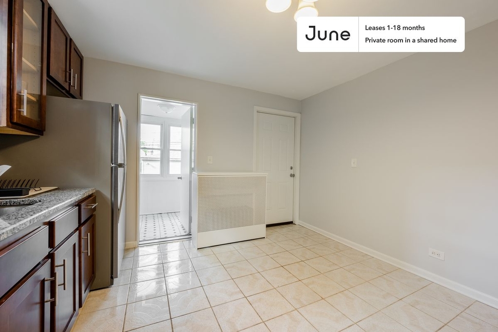 2852 North Lawndale Avenue - Photo 19