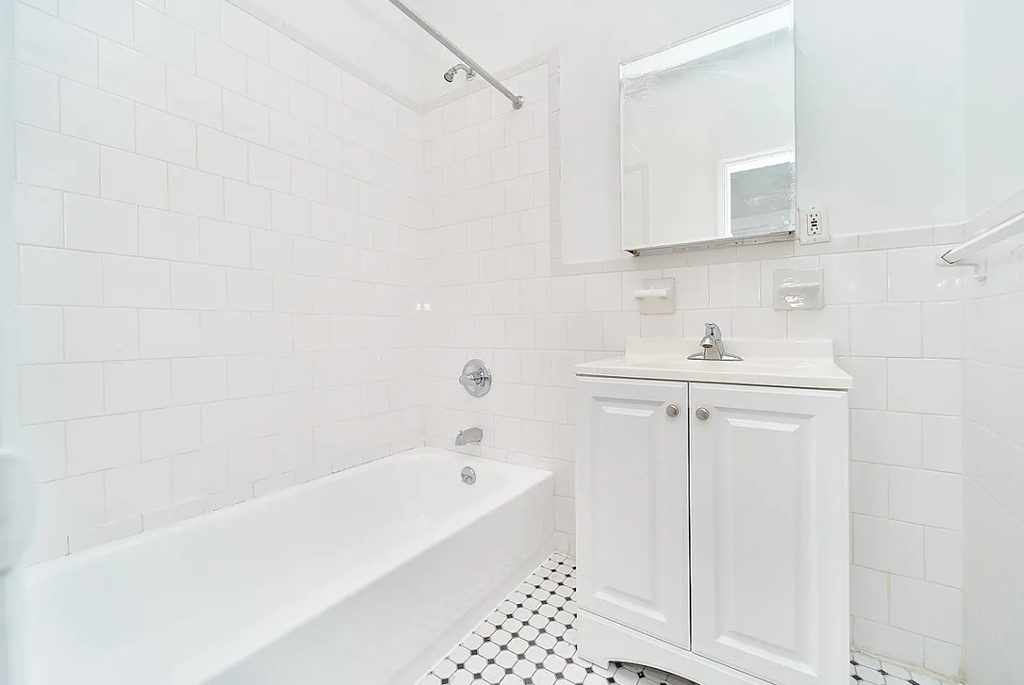 117 East 89th Street, New York, NY 10128 - Photo 0