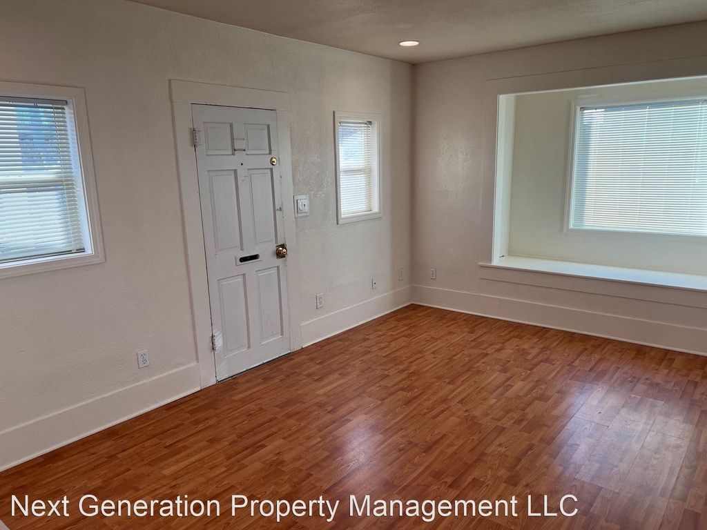 1853 Garden Ave. - Photo 3