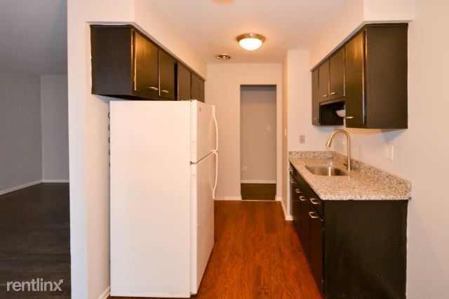 6021 N. Winthrop, Unit 602 - Photo 1