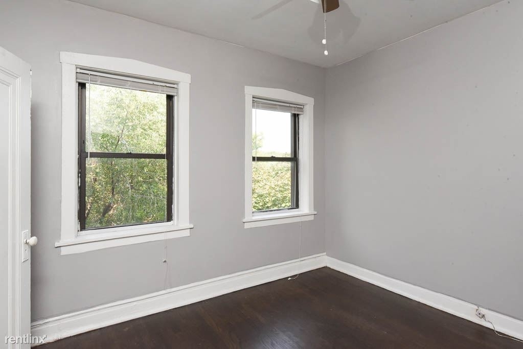 3255 W. Eastwood, Unit 4 - Photo 18