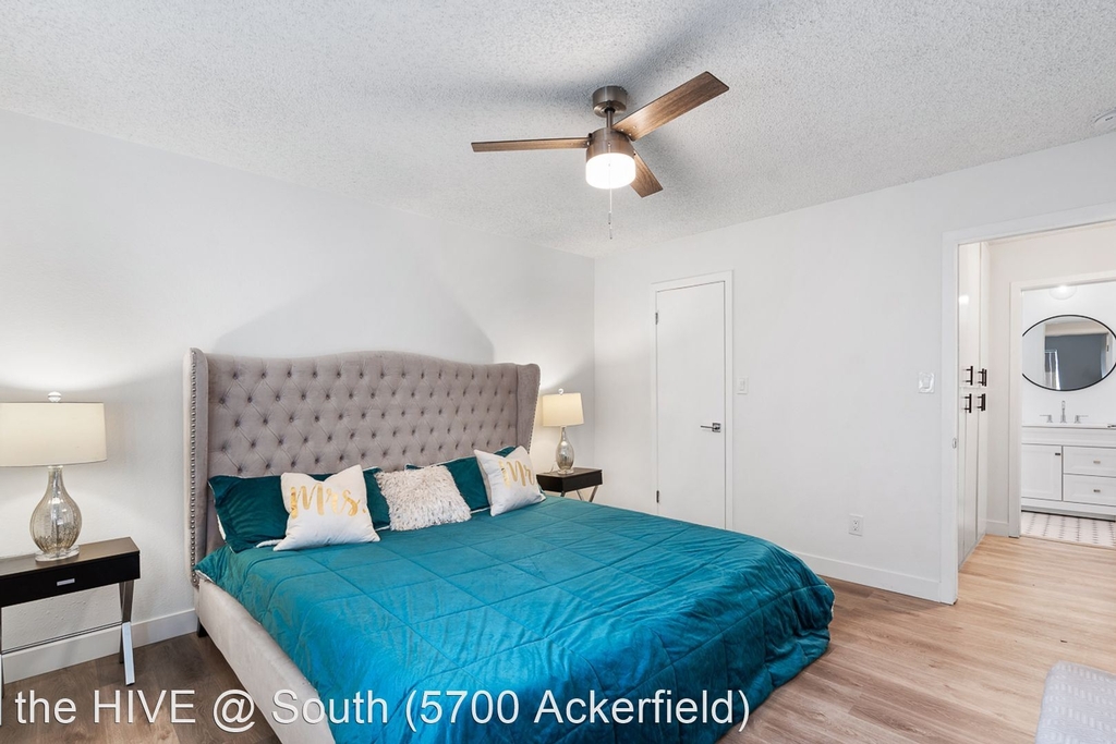 5700 Ackerfield Ave. - Photo 17