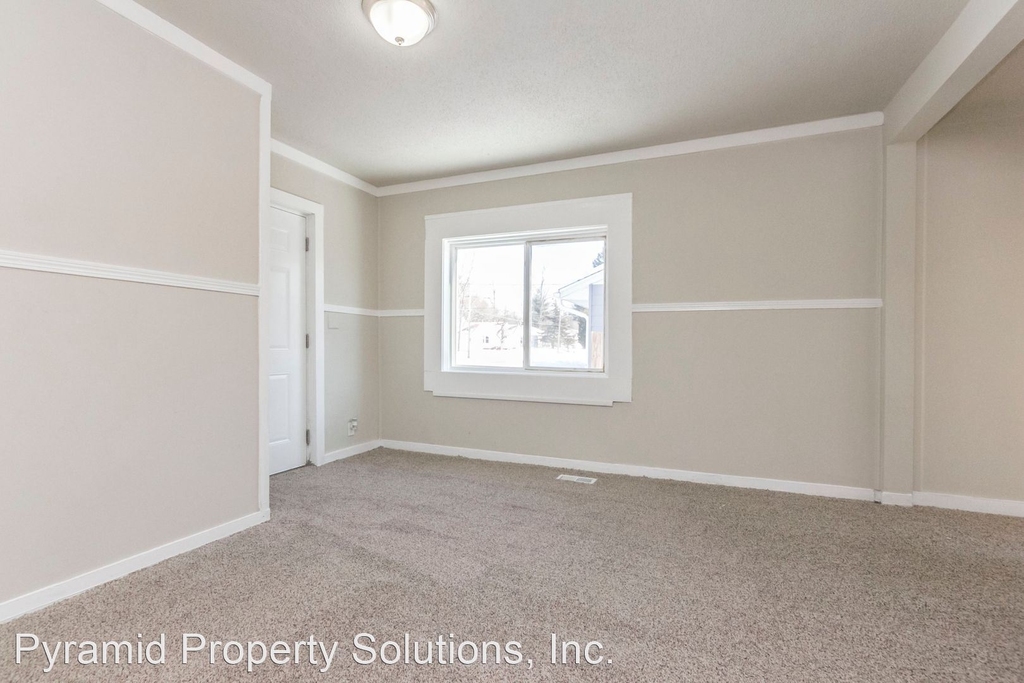 2717 E Washington Ave - Photo 6