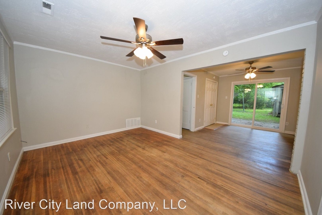 4572 Verne Road - Photo 2