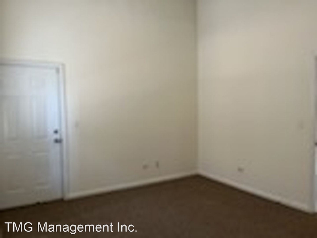 1260 N Greenview Ave. - Photo 23