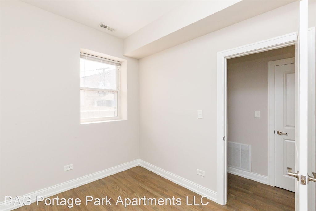 4050 N Milwaukee Ave. - Photo 23