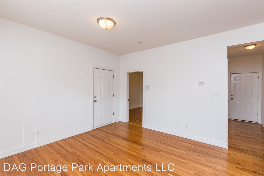 4050 N Milwaukee Ave. - Photo 11