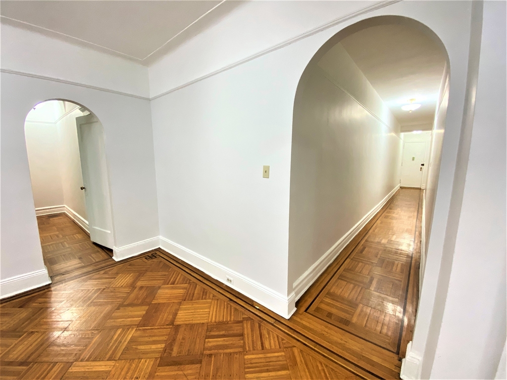 701 Ocean Avenue - Photo 3