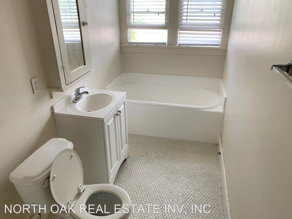 1020 Fair Oaks Avenue - Photo 3