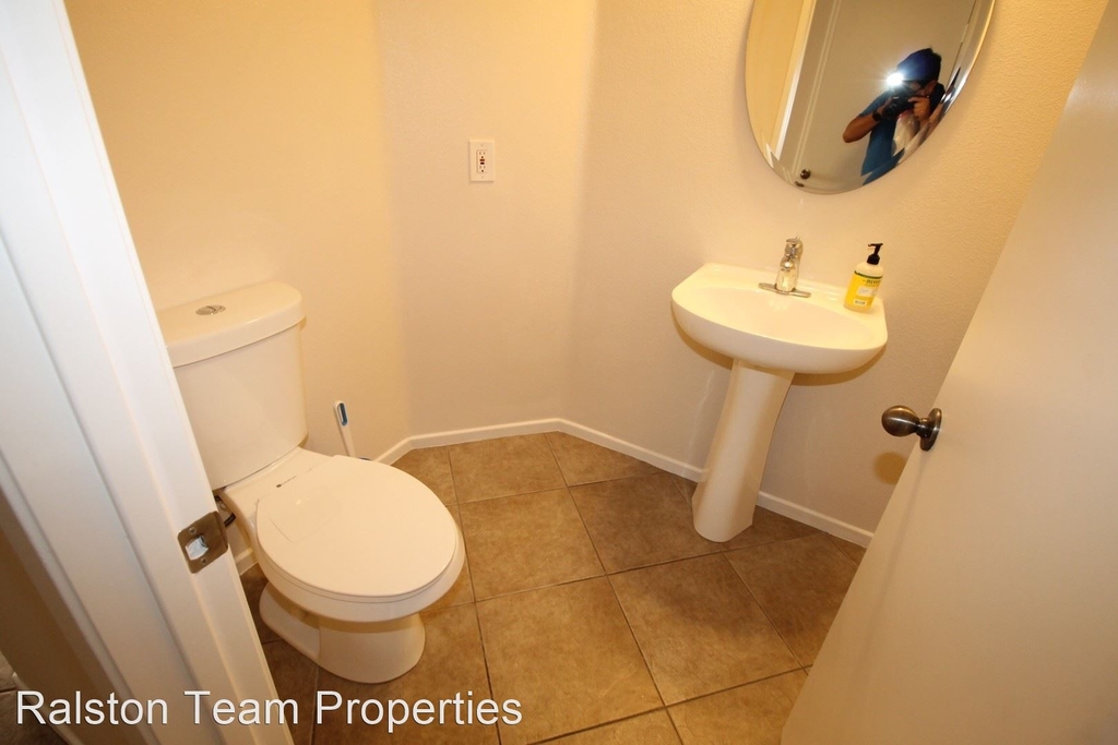 1376 Little Lake St. - Photo 6