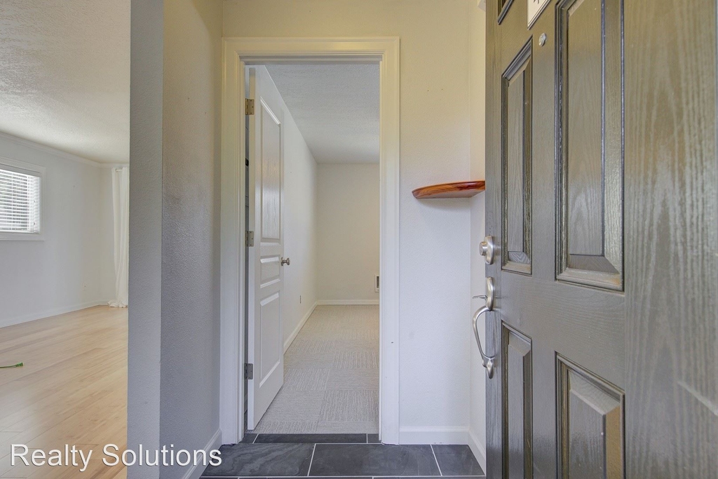 1922 Nw 143rd Ave, Unit 49 - Photo 2