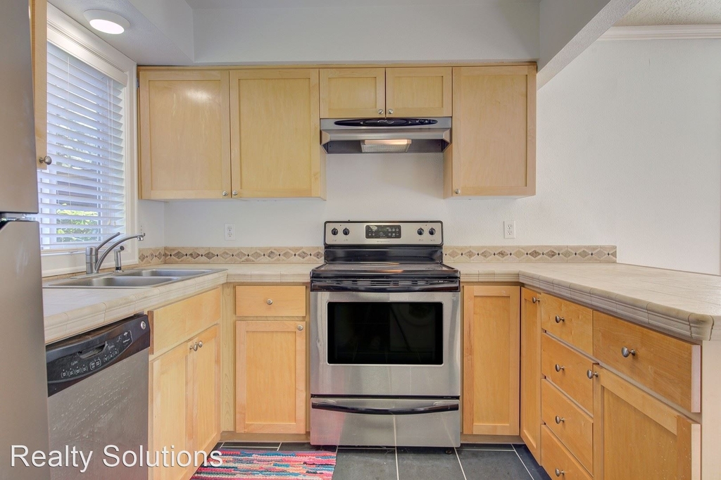 1922 Nw 143rd Ave, Unit 49 - Photo 5