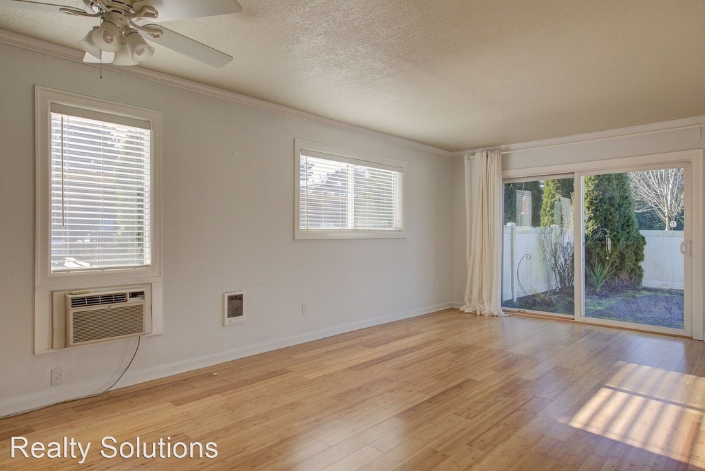 1922 Nw 143rd Ave, Unit 49 - Photo 8