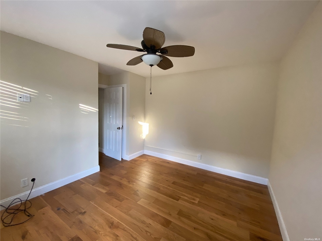 541 E Park Avenue - Photo 10