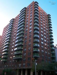 East 34th Street - Photo 14