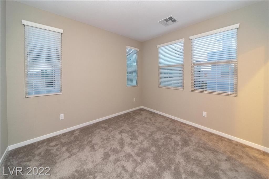 11290 Kraft Mountain Avenue - Photo 6