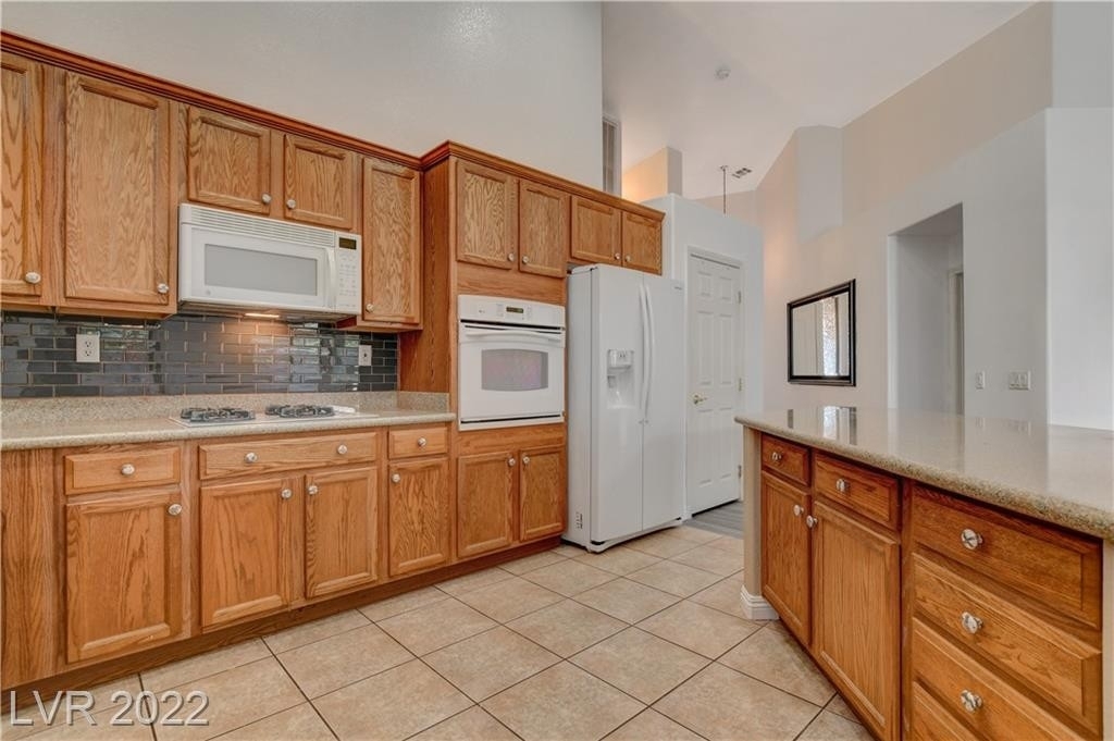 11215 Ivybridge Avenue - Photo 16