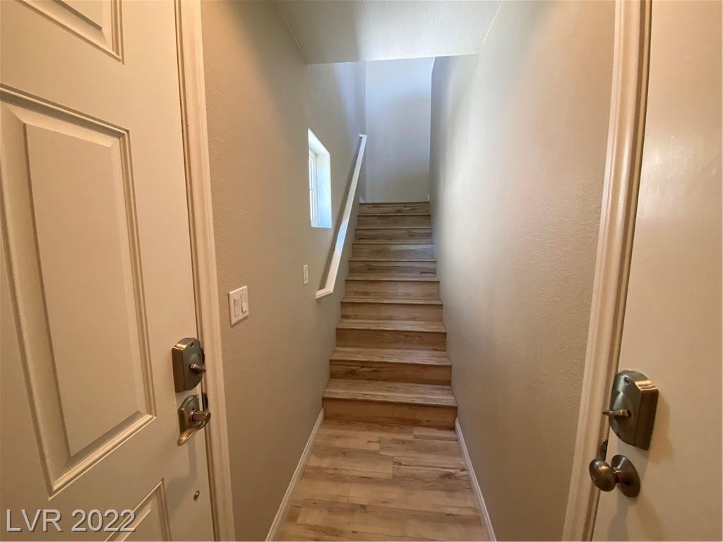 6140 Pine Villa Avenue - Photo 16