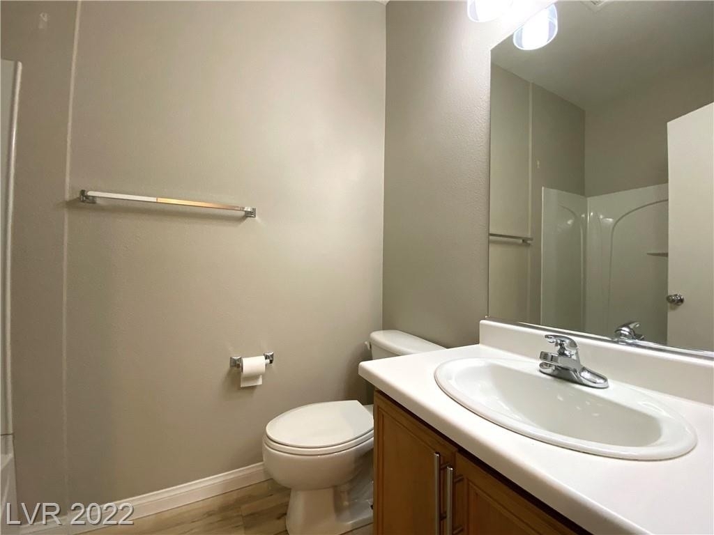 6140 Pine Villa Avenue - Photo 12