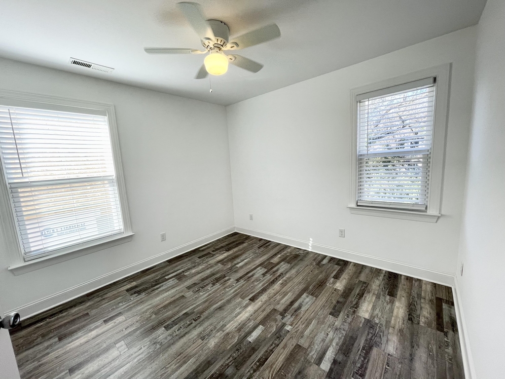 1701 Lynnbrook Ave - Photo 32