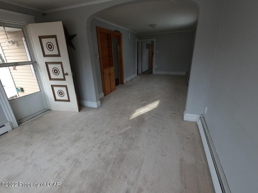 74 Diamond Avenue - Photo 2