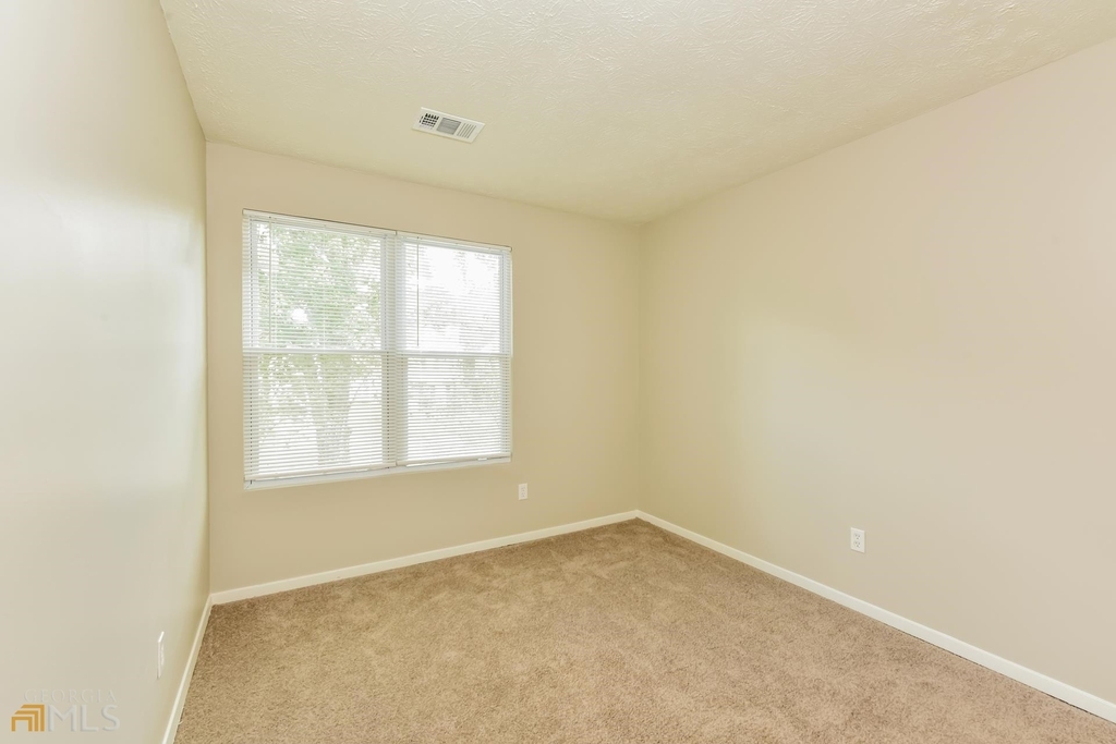 4657 Garden Hills - Photo 8