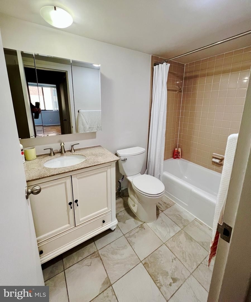 3800 Fairfax Dr #107 - Photo 13