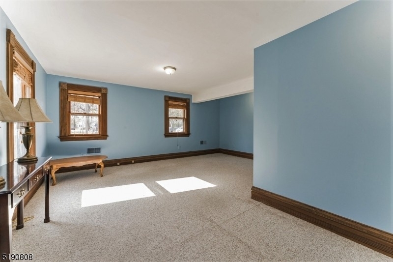 115 Main St - Photo 10