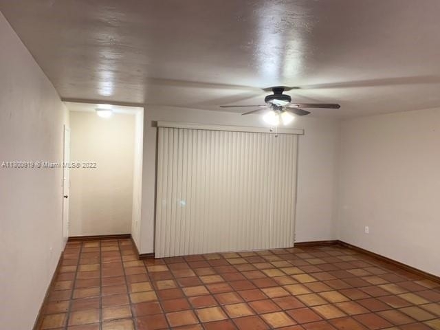 9402 Sw 77th Ave - Photo 2