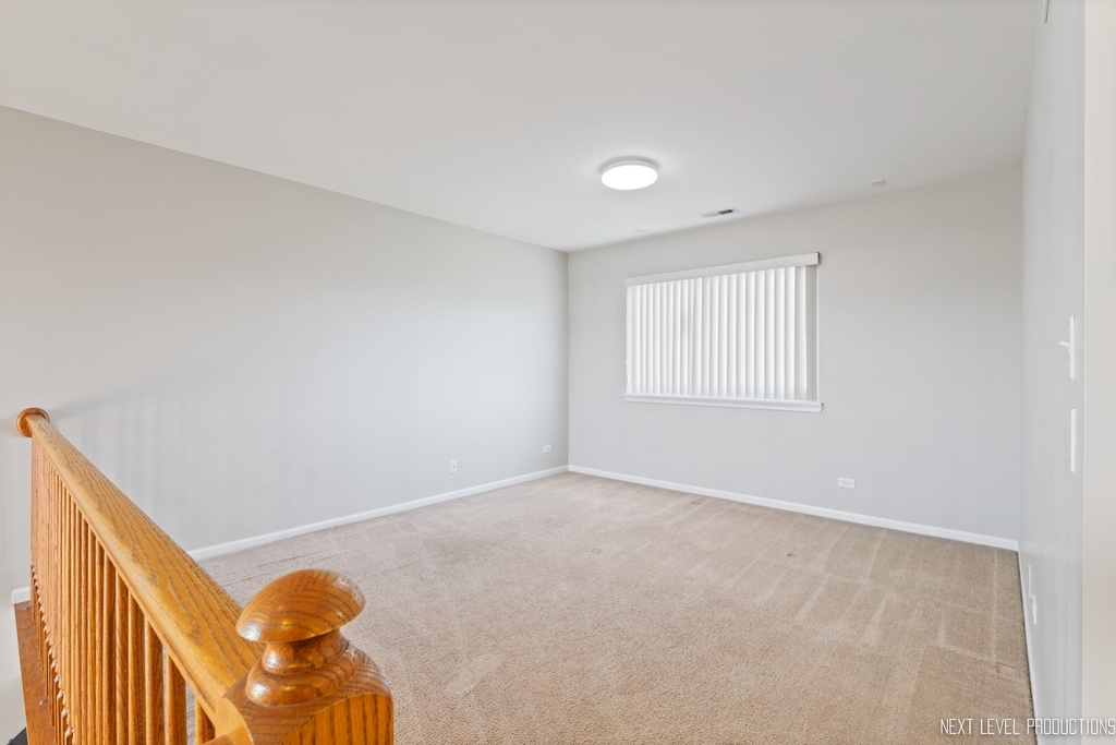 1043 Parkhill Circle - Photo 15