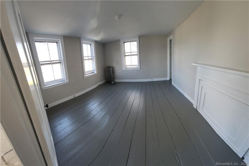 1567 New Haven Avenue - Photo 2