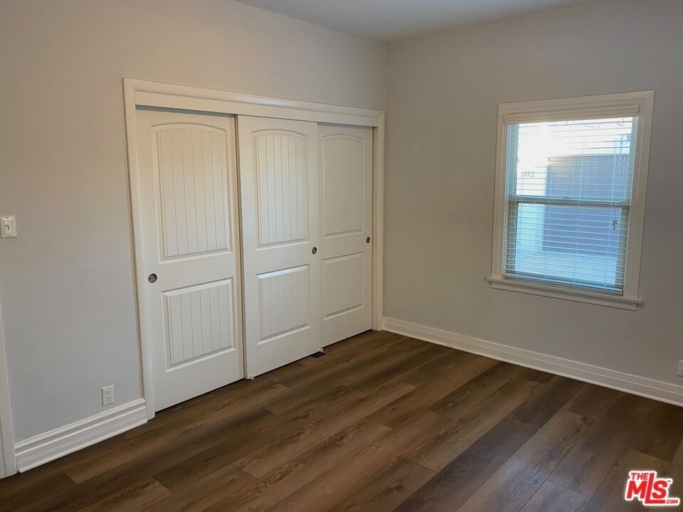 1110 Meadowbrook Ave - Photo 11