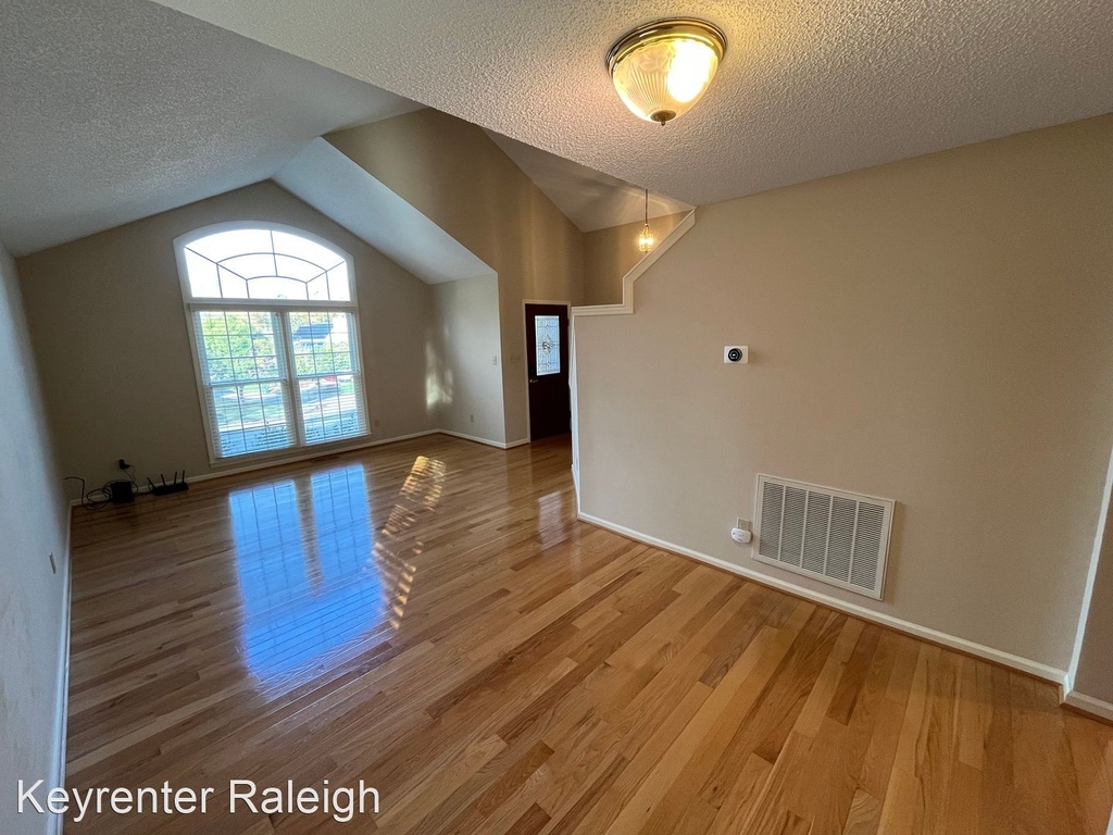 103 Wabash Cir - Photo 2