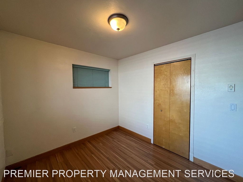 1034 Elm Street - Photo 11