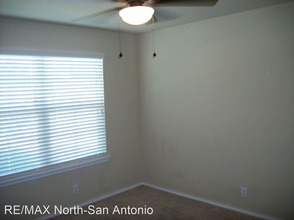 6126 Hackberry Pond - Photo 11